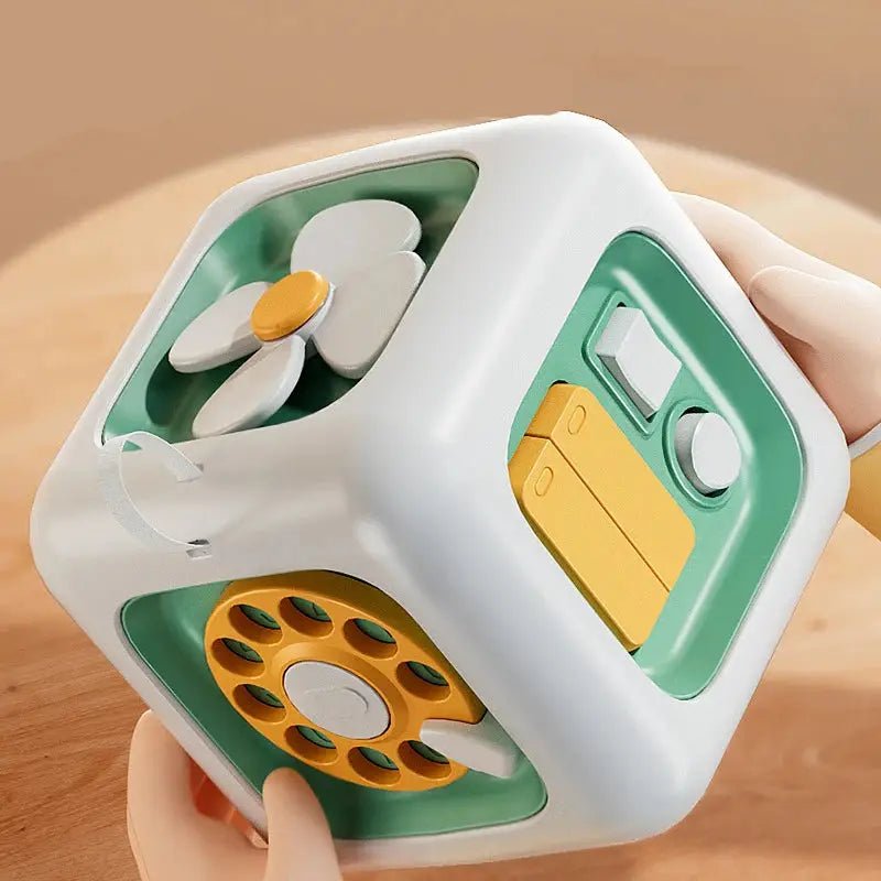 Jouet cube | 6 en 1 Montessori - Les douceurs de bébé