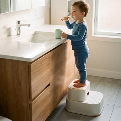 Marche pied enfant antidérapant | sécurisé et stable - Les douceurs de bébé