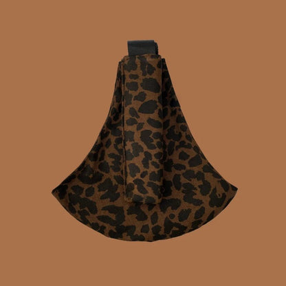 porte bebe | tendance motif léopard - Les douceurs de bébé