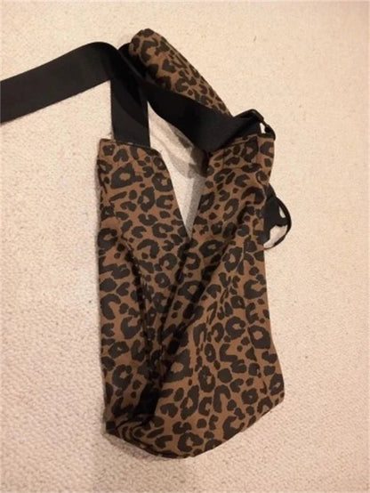 porte bebe | tendance motif léopard - Les douceurs de bébé