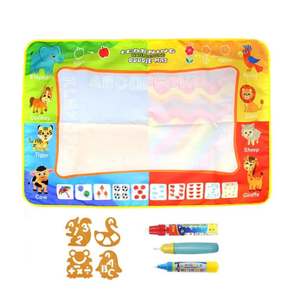 Détail texture tapis magique eau | surface douce et résistante pour enfants